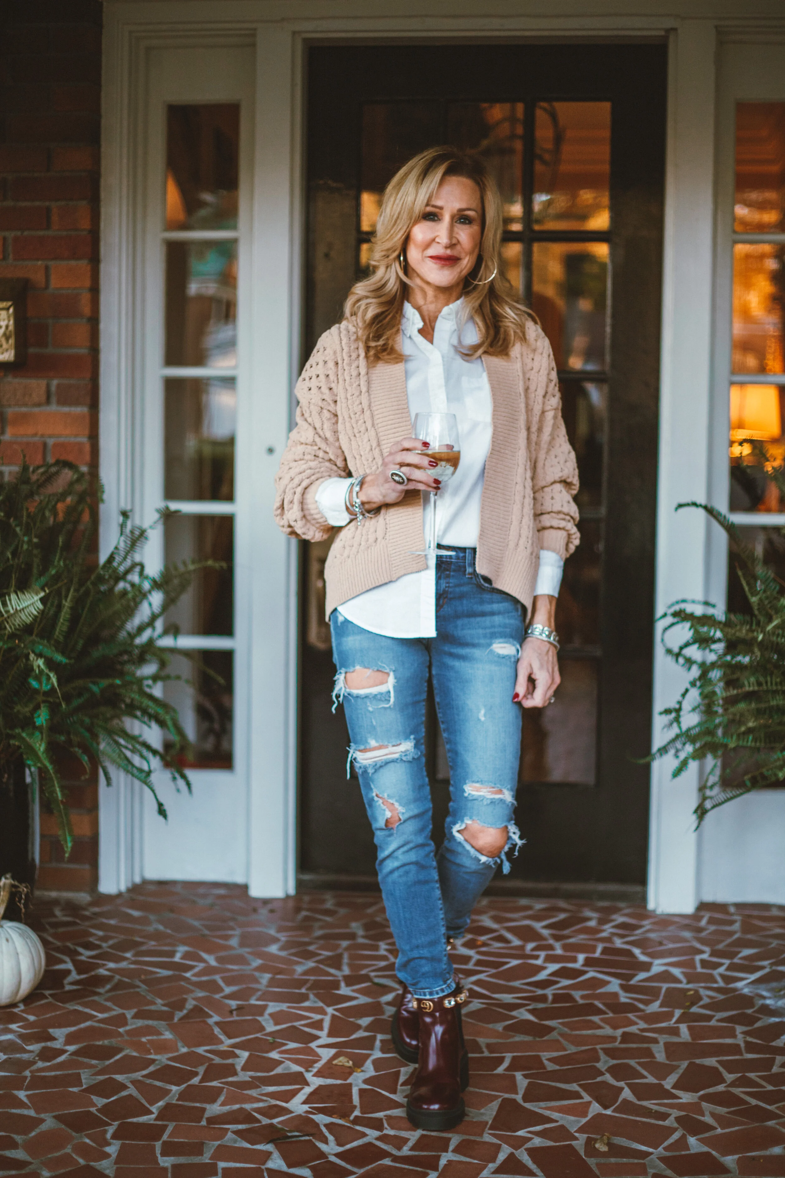 Fall looks top with boots